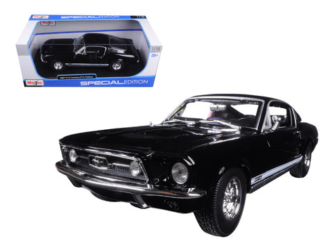 Maisto 1/18 Ford Mustang GTA Fastback